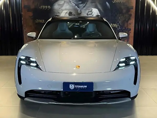 Porsche Taycan - Imagem 3