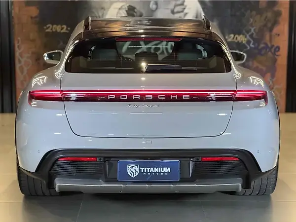 Porsche Taycan - Imagem 6