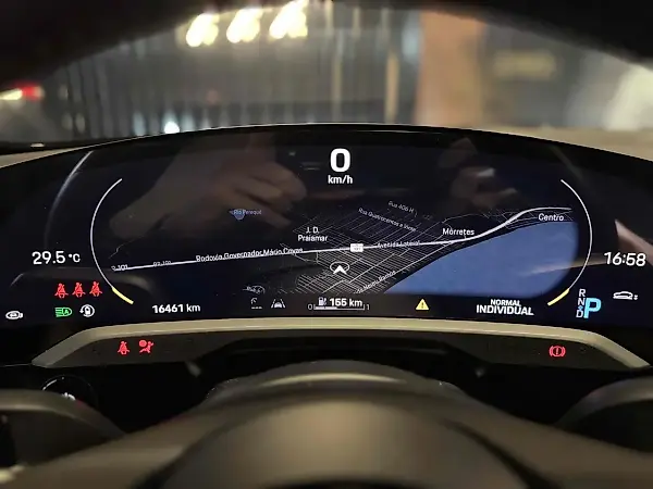 Porsche Taycan - Imagem 11