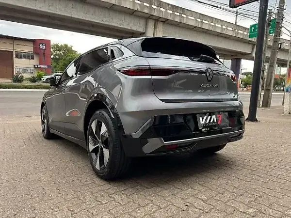 Renault Megane E-tech Electric - Imagem 8