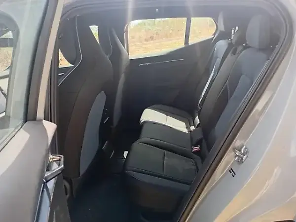 Volvo EX30 - Imagem 12