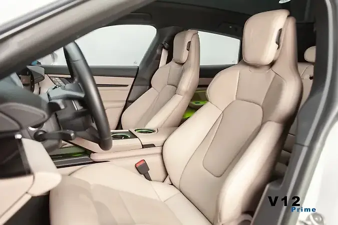 Porsche Taycan - Imagem 8