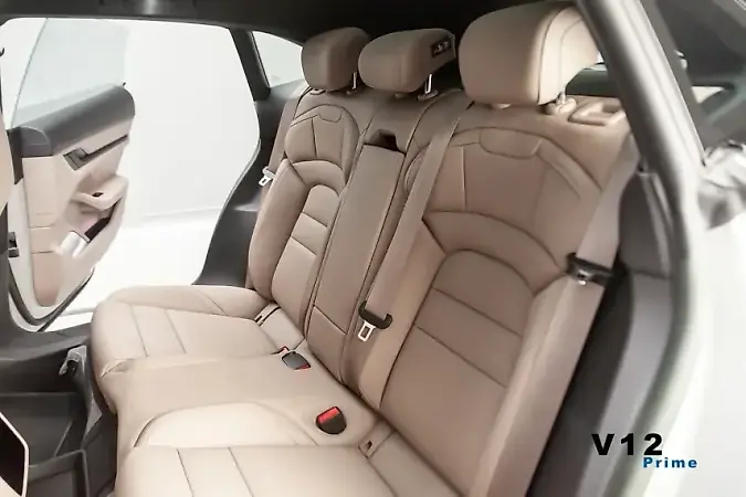 Porsche Taycan - Imagem 11