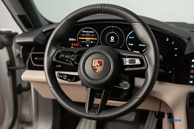 Porsche Taycan - Imagem 13