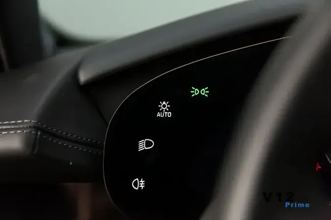 Porsche Taycan - Imagem 17