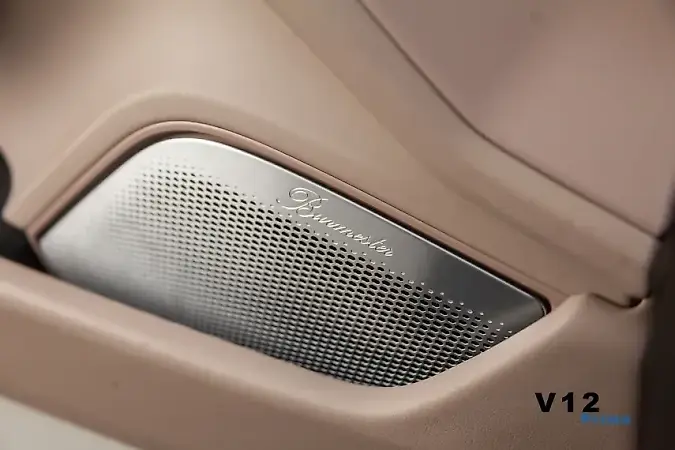 Porsche Taycan - Imagem 19