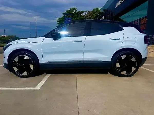Volvo EX30 - Imagem 4