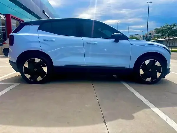 Volvo EX30 - Imagem 16
