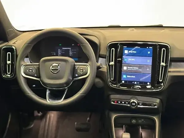 Volvo XC40 Recharge - Imagem 7
