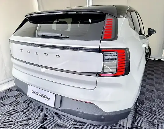 Volvo EX30 - Imagem 8