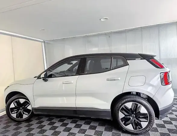 Volvo EX30 - Imagem 6