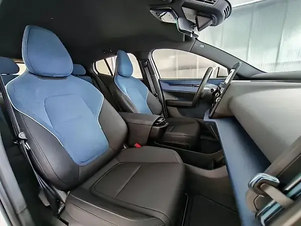 Volvo EX30 - Imagem 15