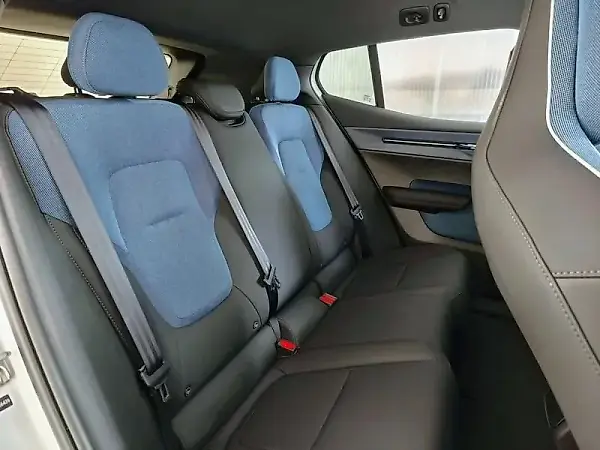 Volvo EX30 - Imagem 16