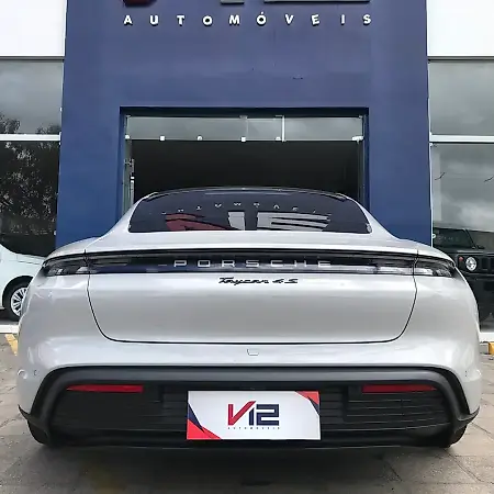 Porsche Taycan - Imagem 7