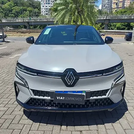 Renault Megane E-tech Electric - Imagem 1