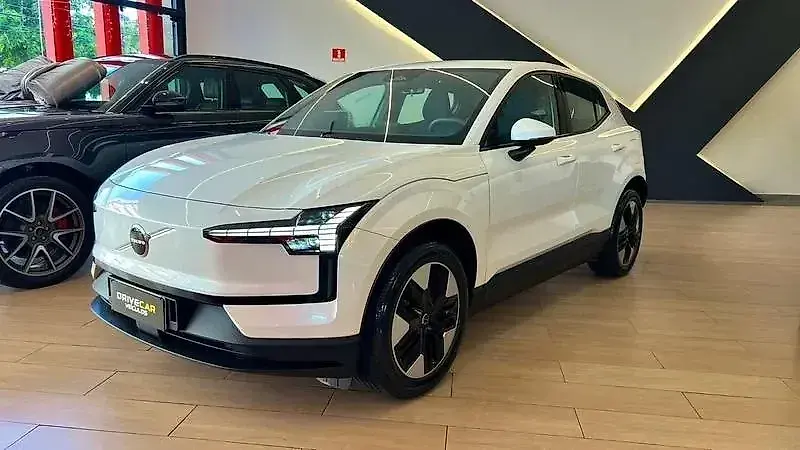 Volvo EX30 - Imagem 1