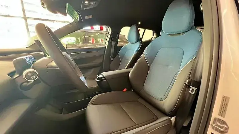 Volvo EX30 - Imagem 5