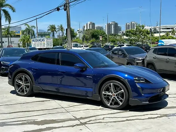 Porsche Taycan - Imagem 3