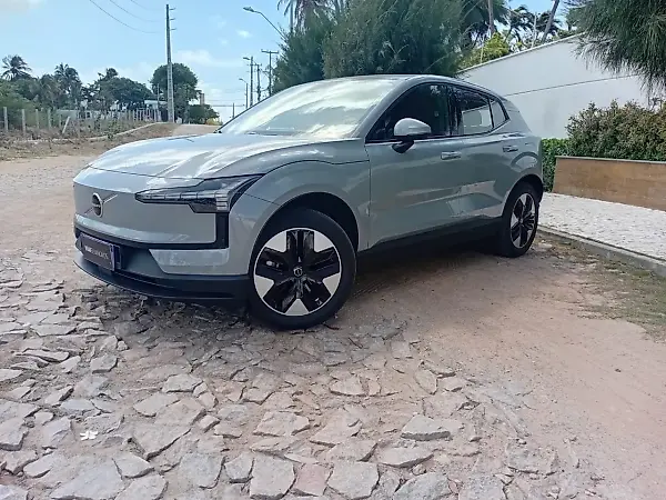 Volvo EX30 - Imagem 2