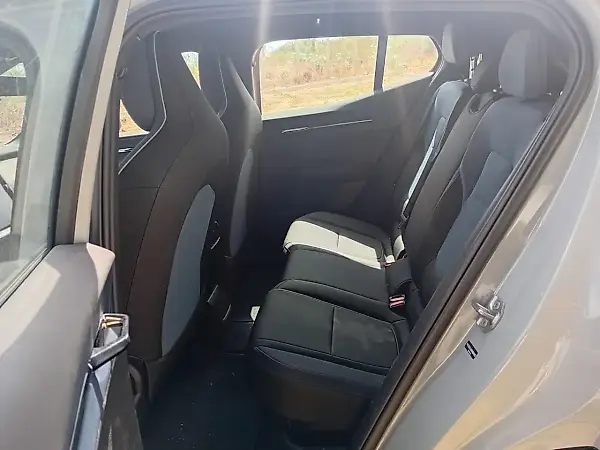 Volvo EX30 - Imagem 12