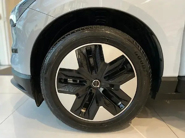 Volvo EX30 - Imagem 7