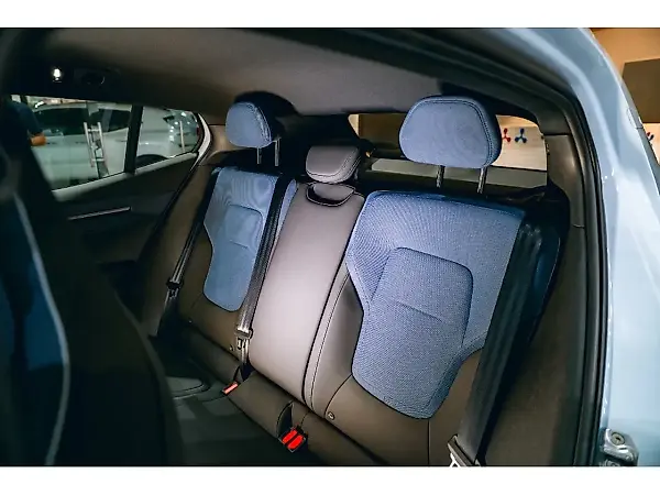 Volvo EX30 - Imagem 13