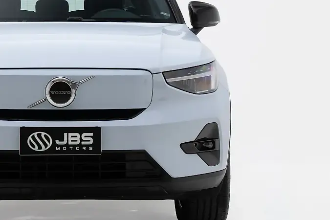 Volvo XC40 Recharge - Imagem 3