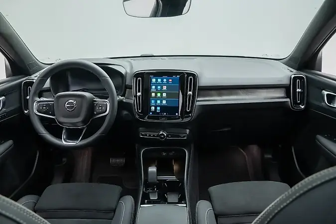 Volvo XC40 Recharge - Imagem 11
