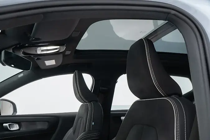 Volvo XC40 Recharge - Imagem 16