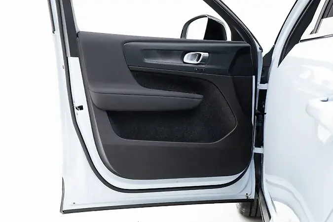 Volvo XC40 Recharge - Imagem 20