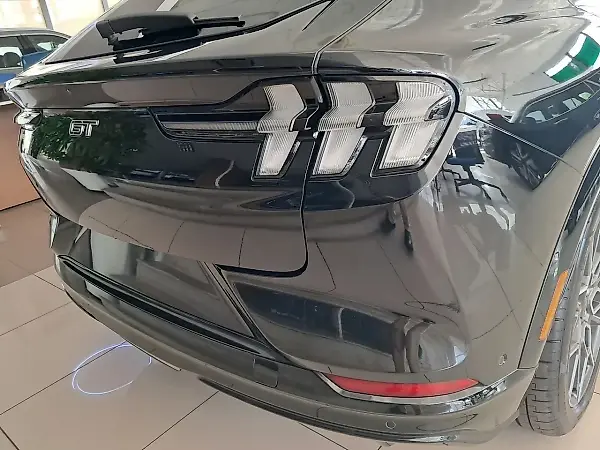 Ford Mustang Mach-e - Imagem 6
