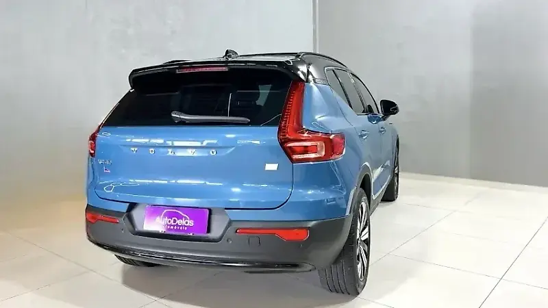 Volvo XC40 Recharge - Imagem 5