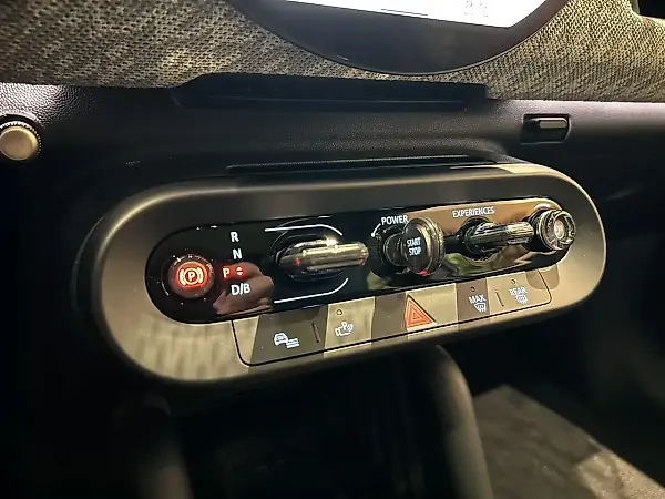 Mini Cooper SE - Imagem 10