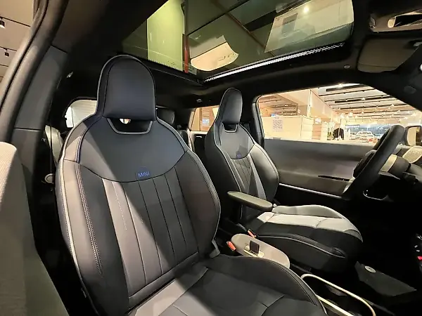 Mini Cooper SE - Imagem 11