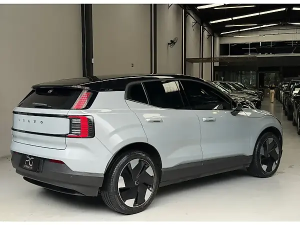Volvo EX30 - Imagem 3