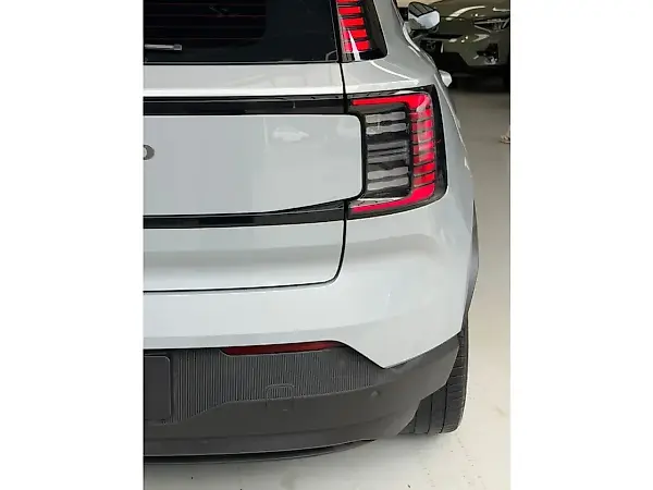 Volvo EX30 - Imagem 14