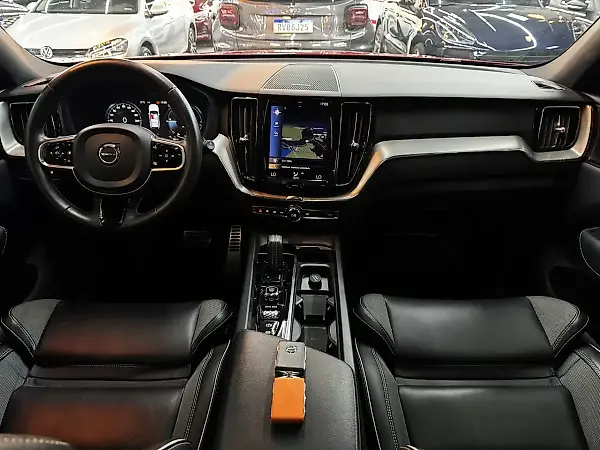 Volvo Xc60 Recharge Plug-in Hybrid - Imagem 14