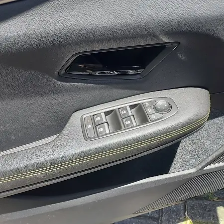 Renault Megane E-tech Electric - Imagem 16