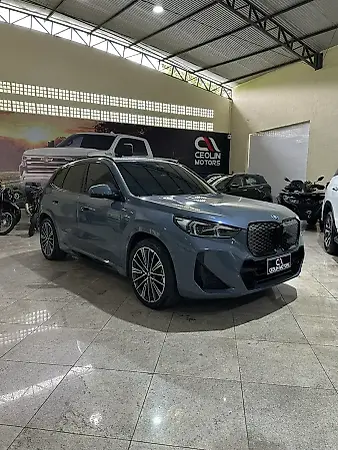 BMW IX1 - Imagem 3