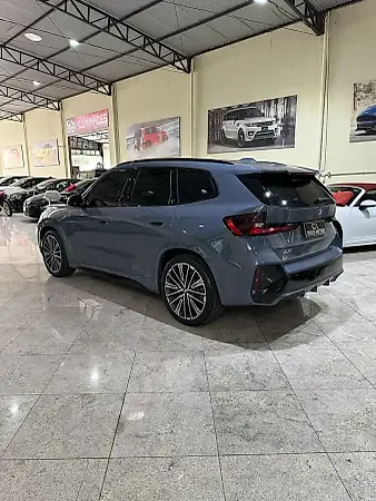 BMW IX1 - Imagem 5