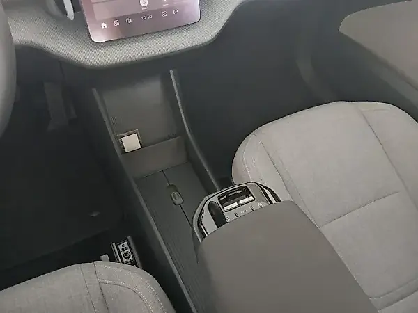 Volvo EX30 - Imagem 10