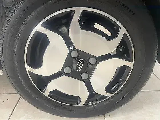 JAC E-JS1 - Imagem 16