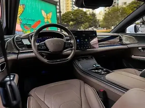 BYD Han - Imagem 6