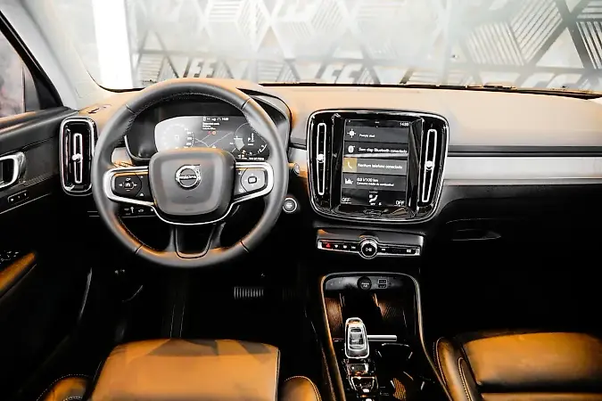 Volvo XC40 - Imagem 8