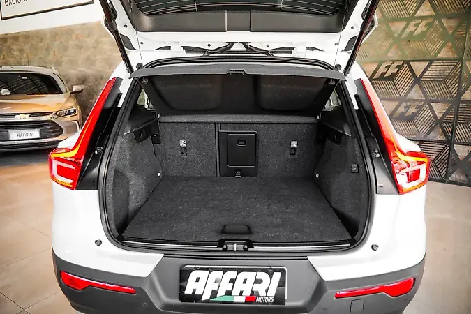 Volvo XC40 - Imagem 17