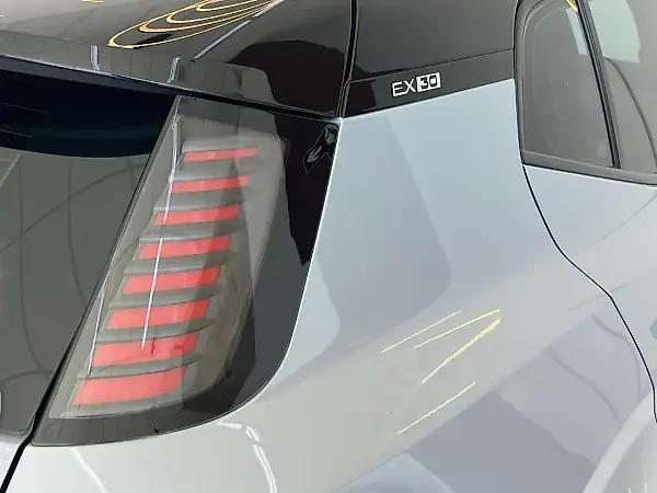 Volvo EX30 - Imagem 8