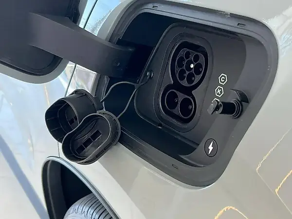 Volvo EX30 - Imagem 13