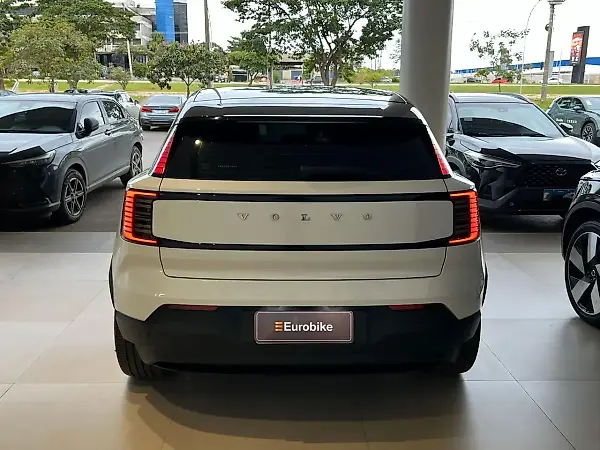 Volvo EX30 - Imagem 3