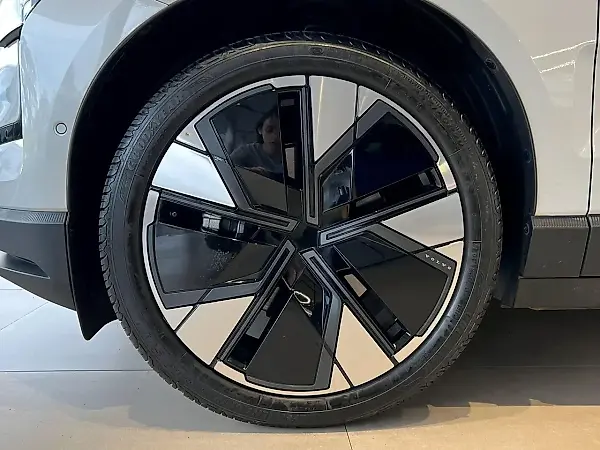 Volvo EX30 - Imagem 6