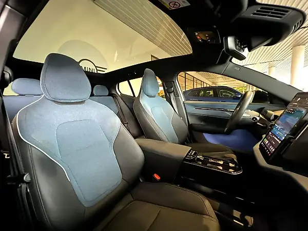 Volvo EX30 - Imagem 11